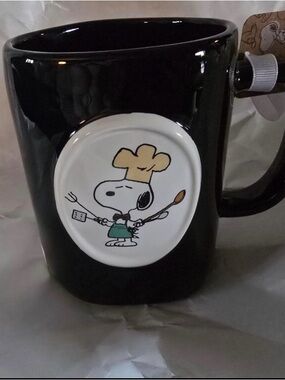 Black Ceramic Mug with Cartoon Chef Snoopy Illustration